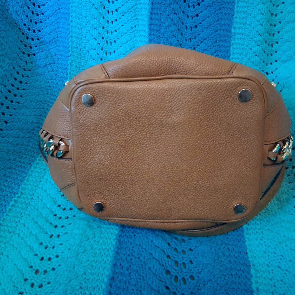 Michael Kors Large Alanis Soft Pebbled Leather Shoulder Bag - Picture 7 of 16